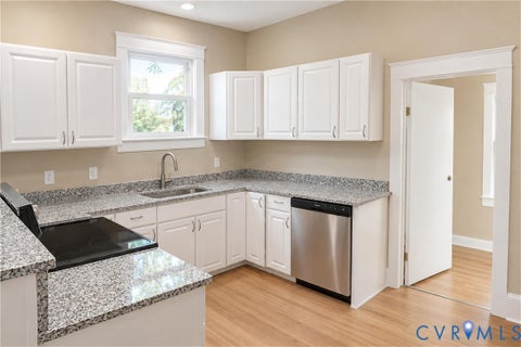 Tiny photo for 110 N 15th Avenue, Hopewell, VA 23860 (MLS # 2626619)