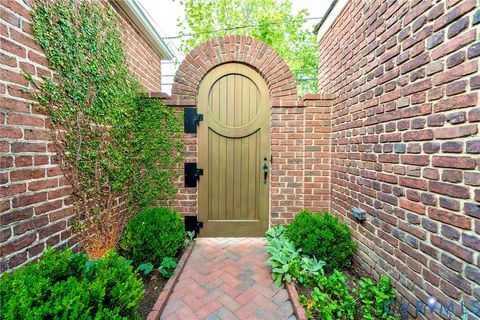 Tiny photo for 3206 Monument Avenue, Richmond, VA 23221 (MLS # 2612478)