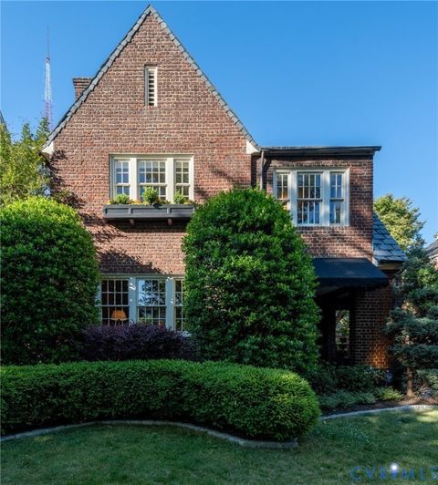 Tiny photo for 3206 Monument Avenue, Richmond, VA 23221 (MLS # 2612478)
