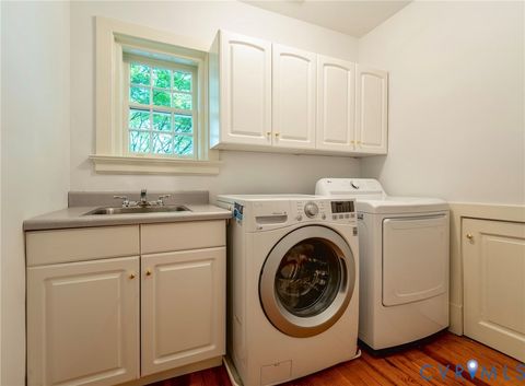 Tiny photo for 3206 Monument Avenue, Richmond, VA 23221 (MLS # 2612478)