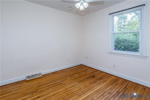 Tiny photo for 504 Miles Avenue, Hopewell, VA 23860 (MLS # 2624451)