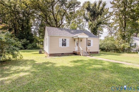 Tiny photo for 504 Miles Avenue, Hopewell, VA 23860 (MLS # 2624451)