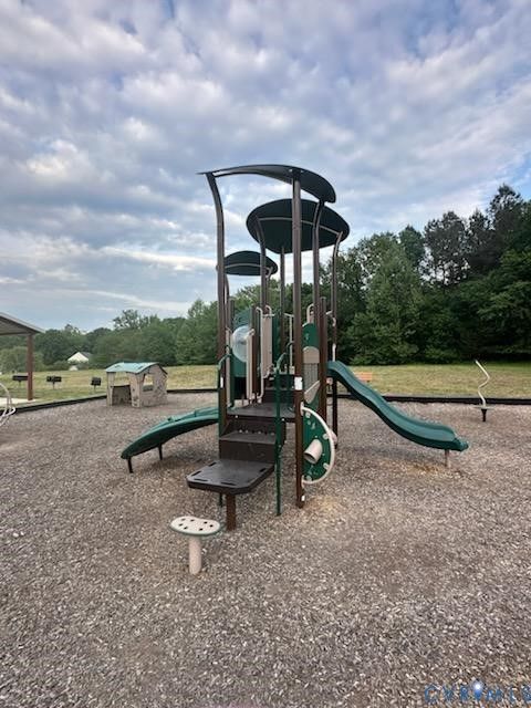 Tiny photo for 2955 Lookout Lane, North Prince George, VA 23860 (MLS # 2610825)