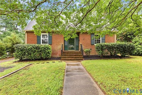Photo of 430 Greenwood Drive, Petersburg, VA 23805 (MLS # 2613242)