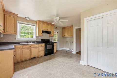 Tiny photo for 430 Greenwood Drive, Petersburg, VA 23805 (MLS # 2613242)