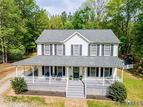10550 Redfield Drive Amelia Courthouse VA 23002