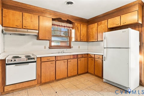 Tiny photo for 8621 Lyndale Drive, North Chesterfield, VA 23235 (MLS # 2628630)