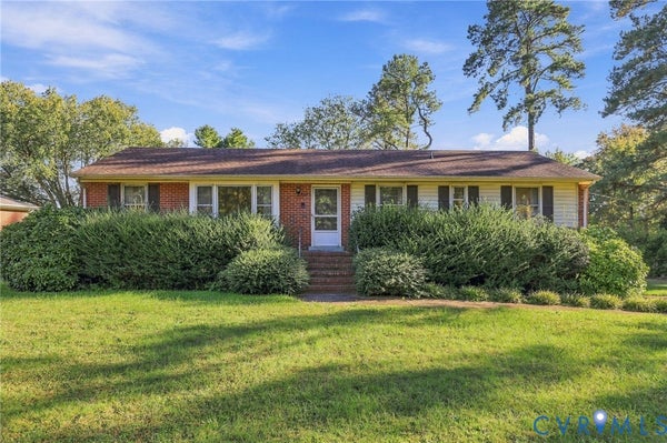 8621 LYNDALE DR, NORTH CHESTERFIELD, VA 23235 - Image 6f717df5e744ed8d42cf7de3fc09eb50/1517867352