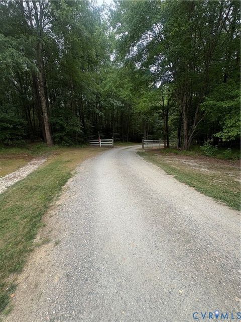 Tiny photo for 4215 Newville Road, Waverly, VA 23890 (MLS # 2617926)