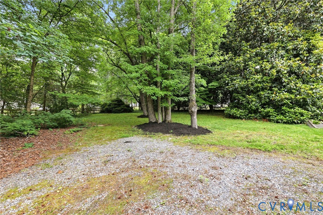 12111 Auger Lane