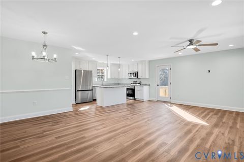 Tiny photo for 2867 Cartersville Road, New Canton, VA 23123 (MLS # 2614566)