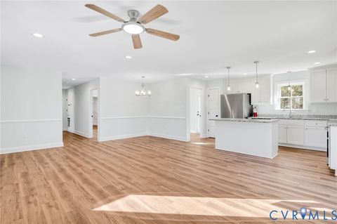 Tiny photo for 2867 Cartersville Road, New Canton, VA 23123 (MLS # 2614566)