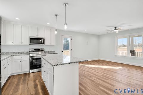 Tiny photo for 2867 Cartersville Road, New Canton, VA 23123 (MLS # 2614566)