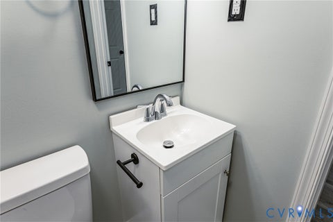 Tiny photo for 1724 Alaska Drive, Richmond, VA 23224 (MLS # 2626108)
