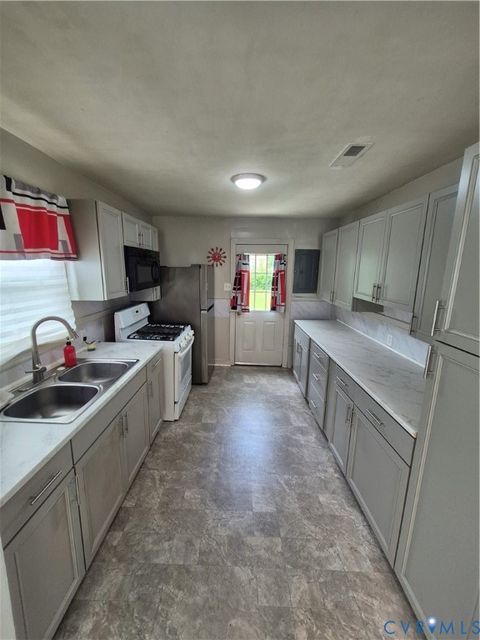 Tiny photo for 506 Hunt Avenue, Richmond, VA 23222 (MLS # 2619211)