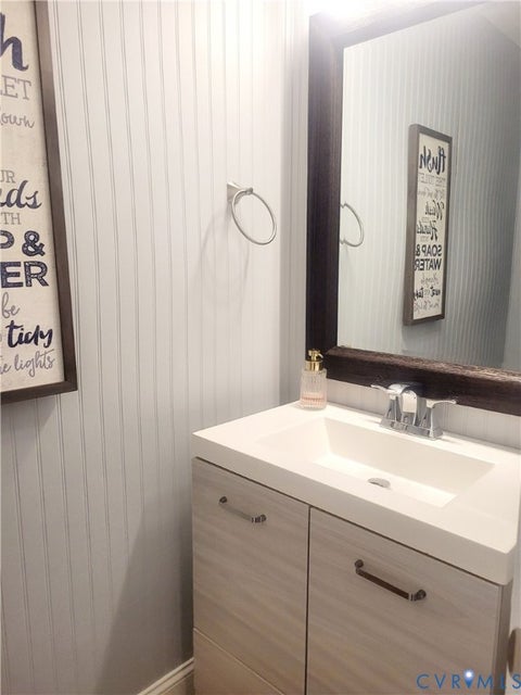 Tiny photo for 320 Middle Oaks Drive, Chesapeake, VA 23322 (MLS # 2629001)