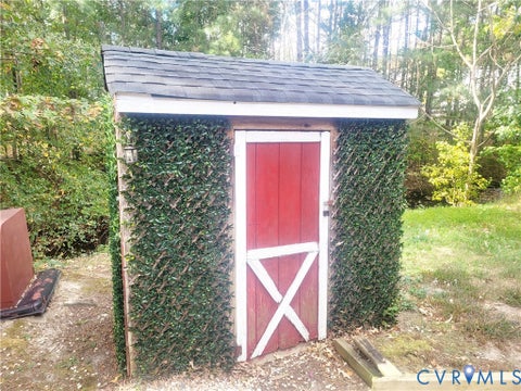 Tiny photo for 320 Middle Oaks Drive, Chesapeake, VA 23322 (MLS # 2629001)