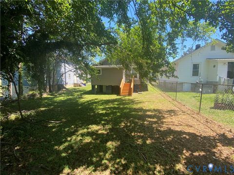 Tiny photo for 404 N 12th Avenue, Hopewell, VA 23860 (MLS # 2612657)