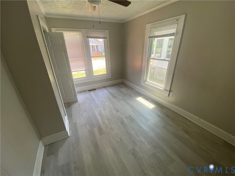 Tiny photo for 404 N 12th Avenue, Hopewell, VA 23860 (MLS # 2612657)