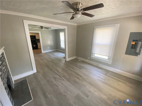Tiny photo for 404 N 12th Avenue, Hopewell, VA 23860 (MLS # 2612657)