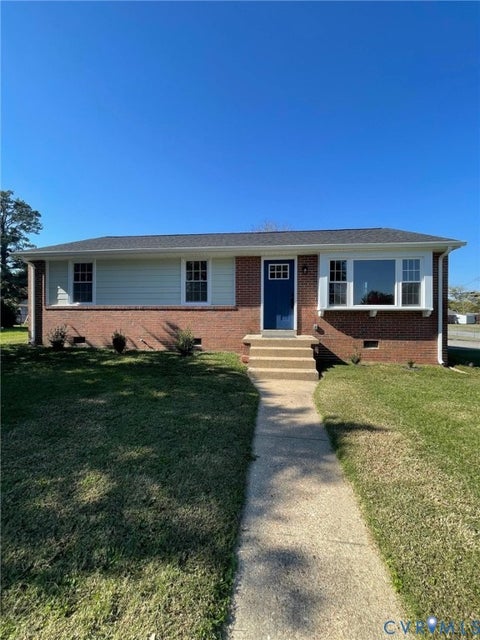 Photo of 7971 Kenmore Drive, Mechanicsville, VA 23111 (MLS # 2629097)