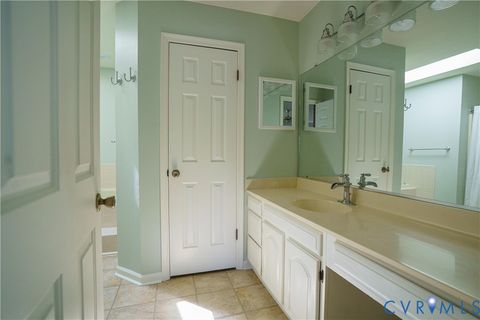 Tiny photo for 458 Supplejack Court, Chesapeake, VA 23320 (MLS # 2612772)