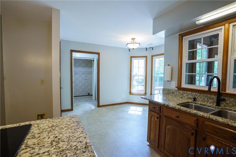 Tiny photo for 458 Supplejack Court, Chesapeake, VA 23320 (MLS # 2612772)