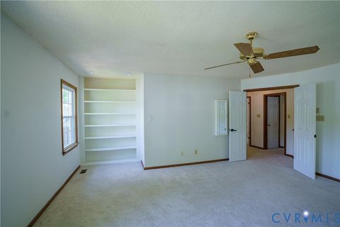 Tiny photo for 458 Supplejack Court, Chesapeake, VA 23320 (MLS # 2612772)