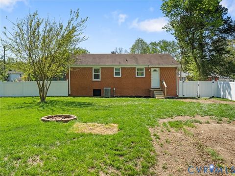 Tiny photo for 5604 Stella Road, North Chesterfield, VA 23234 (MLS # 2608886)