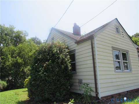 Tiny photo for 903 Floral Avenue, Colonial Heights, VA 23834 (MLS # 2620595)