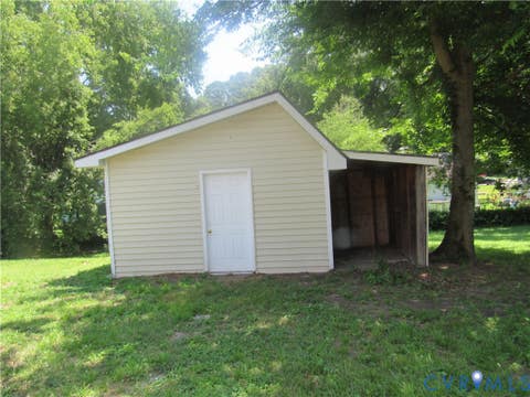 Tiny photo for 903 Floral Avenue, Colonial Heights, VA 23834 (MLS # 2620595)