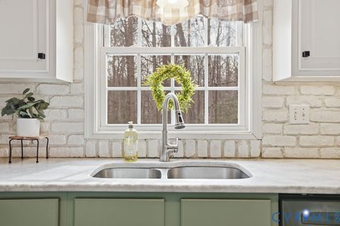 Tiny photo for 2761 Knobbly Court, Chester, VA 23831 (MLS # 2604687)