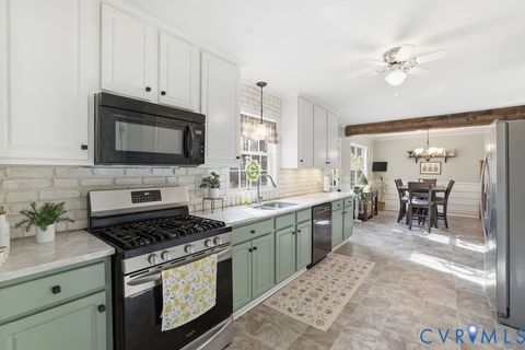 Tiny photo for 2761 Knobbly Court, Chester, VA 23831 (MLS # 2604687)