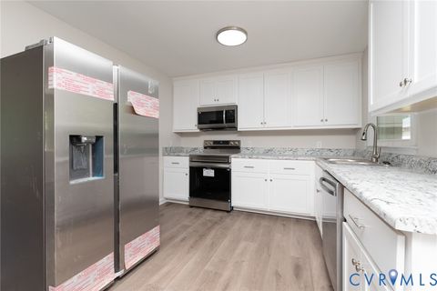 Tiny photo for 3209 Garland Avenue, Hopewell, VA 23860 (MLS # 2613209)