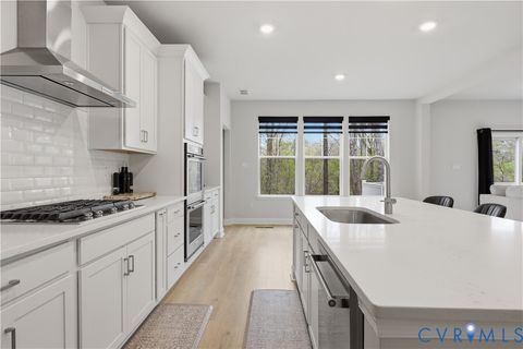 Tiny photo for 12812 Lonan Avenue, Chesterfield, VA 23838 (MLS # 2609326)