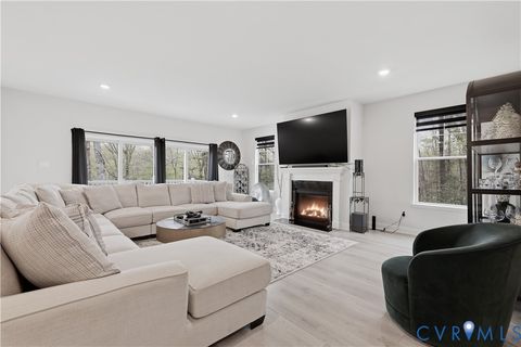 Tiny photo for 12812 Lonan Avenue, Chesterfield, VA 23838 (MLS # 2609326)