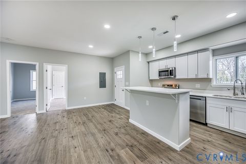 Tiny photo for 452 Byrne Street, Petersburg, VA 23803 (MLS # 2608679)