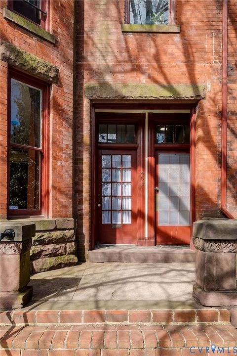 Tiny photo for 402 Stuart Circle #Apt 1, Richmond, VA 23220 (MLS # 2620117)