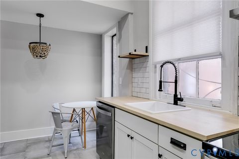 Tiny photo for 402 Stuart Circle #Apt 1, Richmond, VA 23220 (MLS # 2620117)