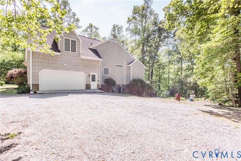 Tiny photo for 19614 Creekside Drive, Prince George, VA 23881 (MLS # 2610012)