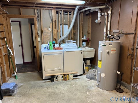 Tiny photo for 802 Bizzarre Street, Farmville, VA 23901 (MLS # 2626788)