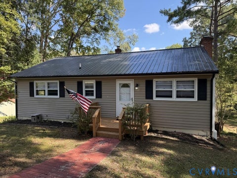 Tiny photo for 802 Bizzarre Street, Farmville, VA 23901 (MLS # 2626788)