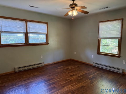 Tiny photo for 802 Bizzarre Street, Farmville, VA 23901 (MLS # 2626788)