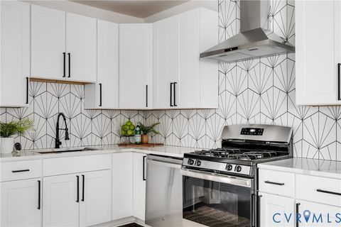 Tiny photo for 1517 Oakwood Avenue, Richmond, VA 23223 (MLS # 2532796)