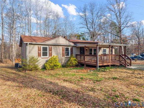 Tiny photo for 2029 Redd Shop Road, Farmville, VA 23901 (MLS # 2605017)