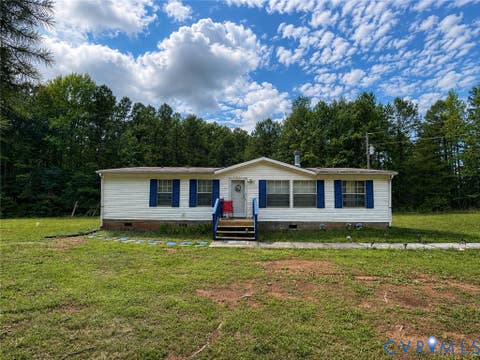 Photo of 6873 Plank Road, Kenbridge, VA 23944 (MLS # 2620967)