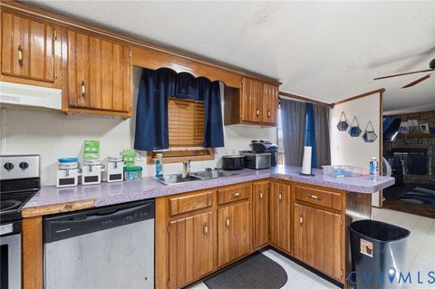 Tiny photo for 1461 Cartersville Road, Cartersville, VA 23027 (MLS # 2607291)