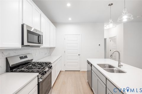 Tiny photo for 5313 Twisting Vine Lane #104, Glen Allen, VA 23059 (MLS # 2611065)