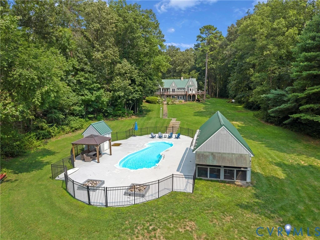 12319 Bienvenue Road