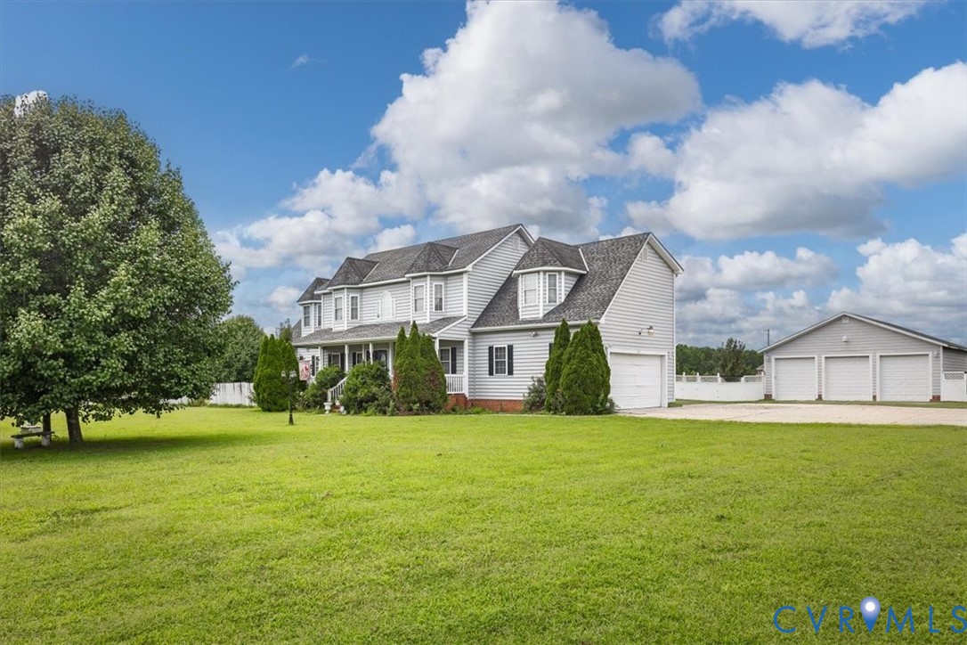 5791 Rosemarie's Way